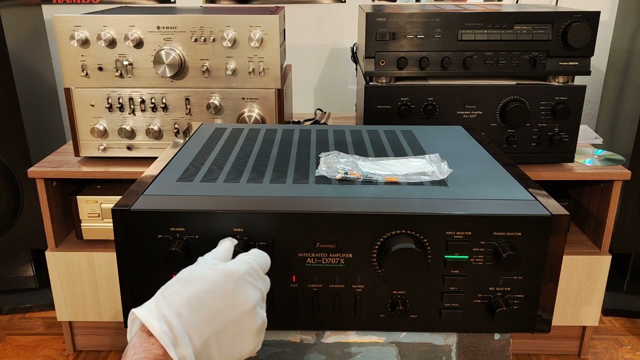 Sansui AU-D707X (1984 г.в.) - YouTube