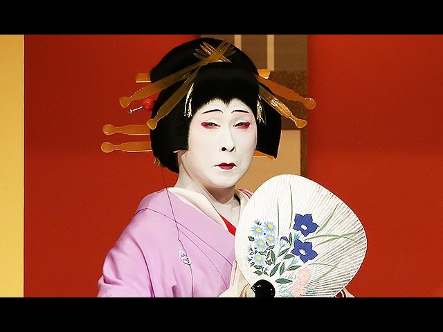 素顔から女形へ＝歌舞伎俳優、中村雀右衛門さんの楽屋に密着 - YouTube