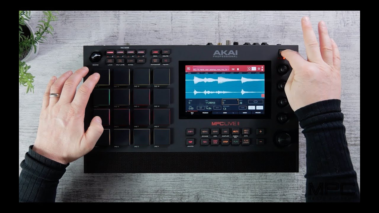 AKAI Professional MPC Live II Sampler - buy online | USA