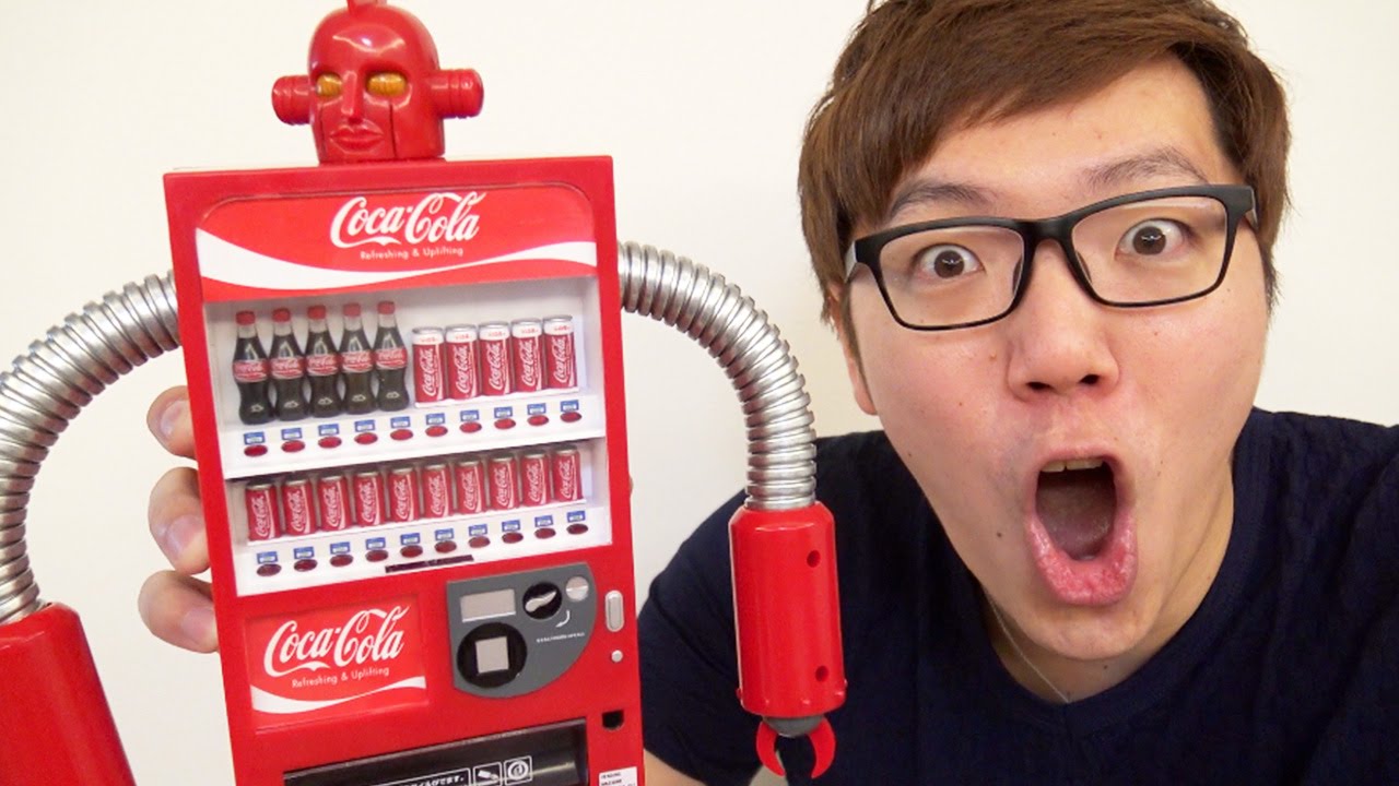 コカ・コーラ自販機ロボ【ベンディングマシンレッド】がやってきた