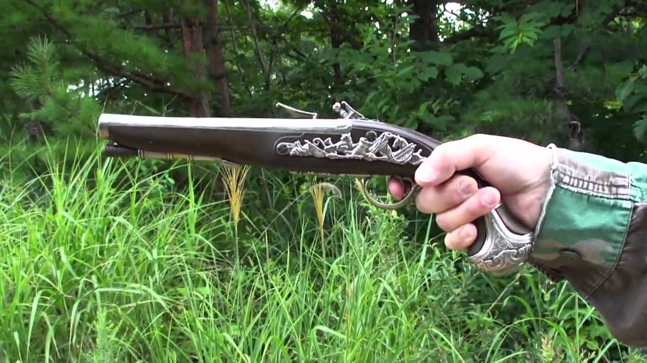 KTW フリントロック・ピストル - YouTube