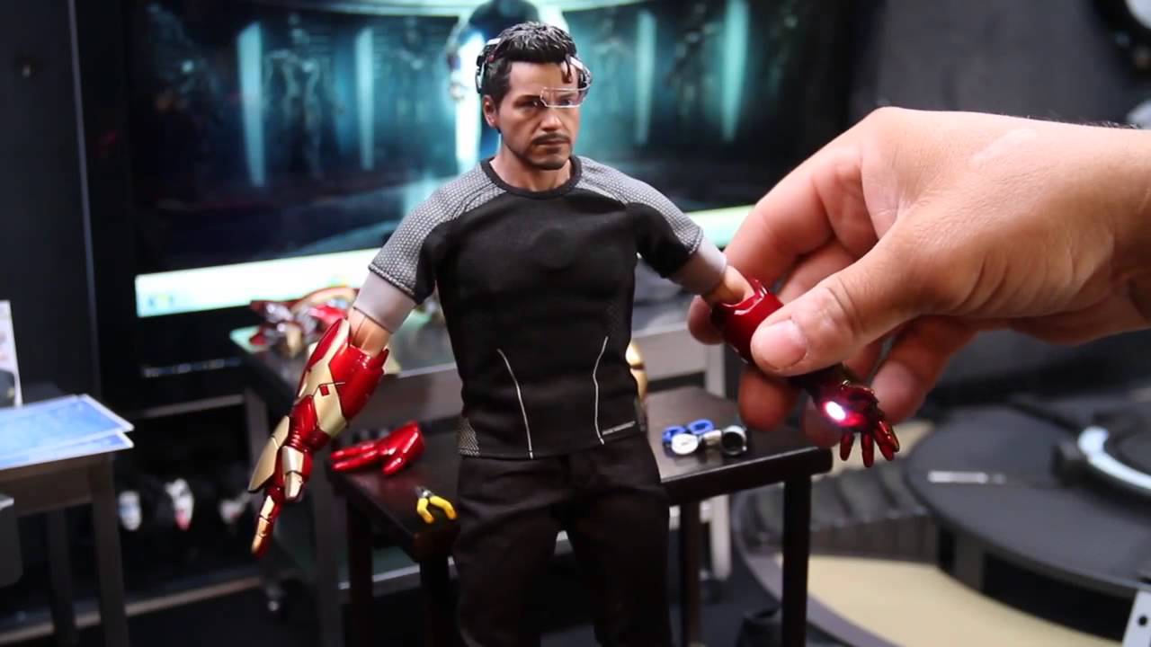HOT TOYS TONY STARK IRONMAN 3 MMS191 - YouTube