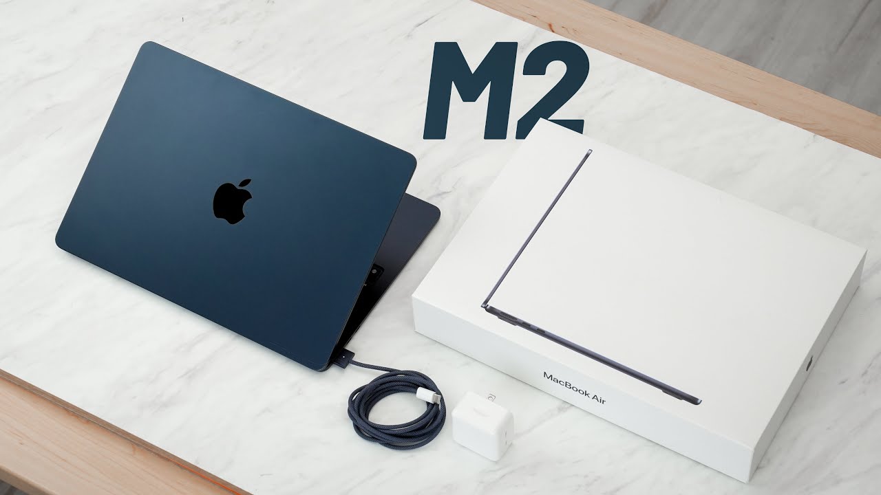 MacBook Air M2 13inch 8GB/512GBバッテリー100% MacBook Air M2