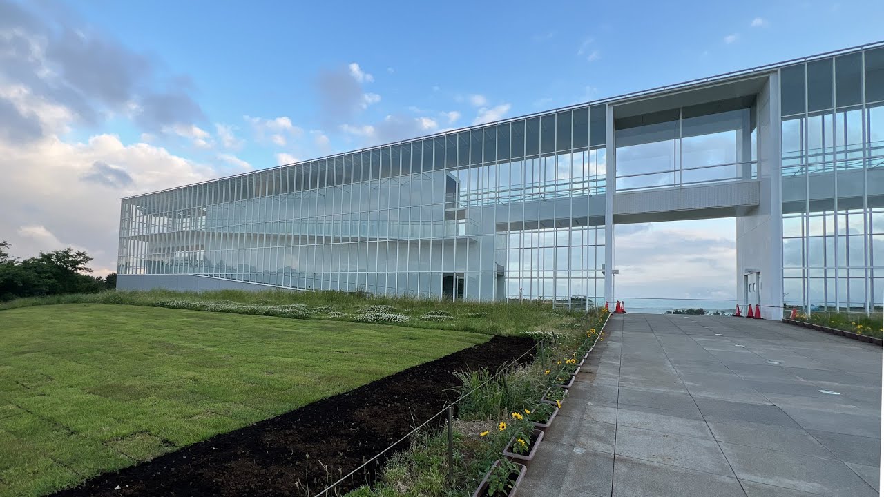 建築88 Crystal View Designed by Yoshio Taniguchi：クリスタルビュー