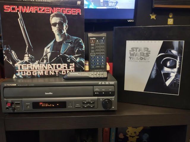 Pioneer CLD-V2600 Laser Disc Player. CD, CDV, LD, BCCD. With