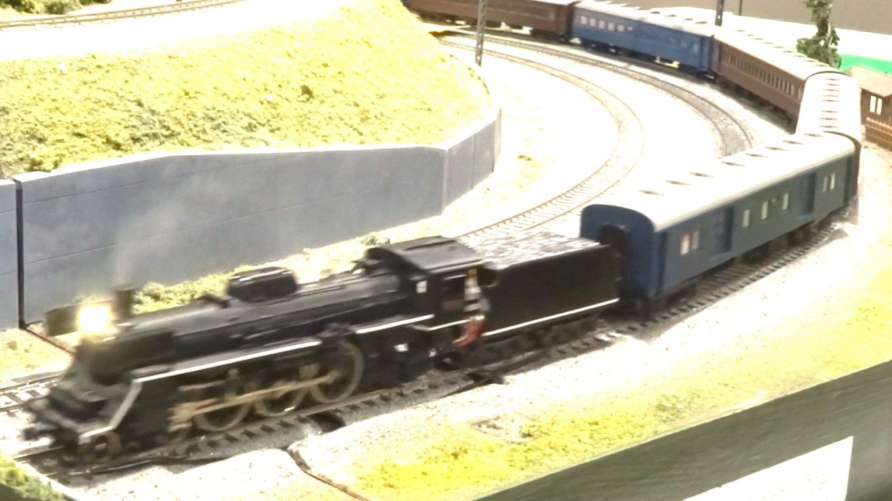 HOゲージ、蒸気機関車、C57型＋旧型客車6輌、走行動画 - YouTube
