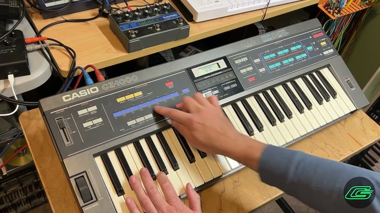 Casio CZ-1000 Synthesizer Demo - YouTube