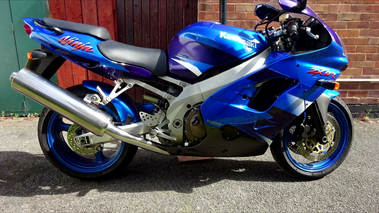 ZX9R Model differences. - YouTube