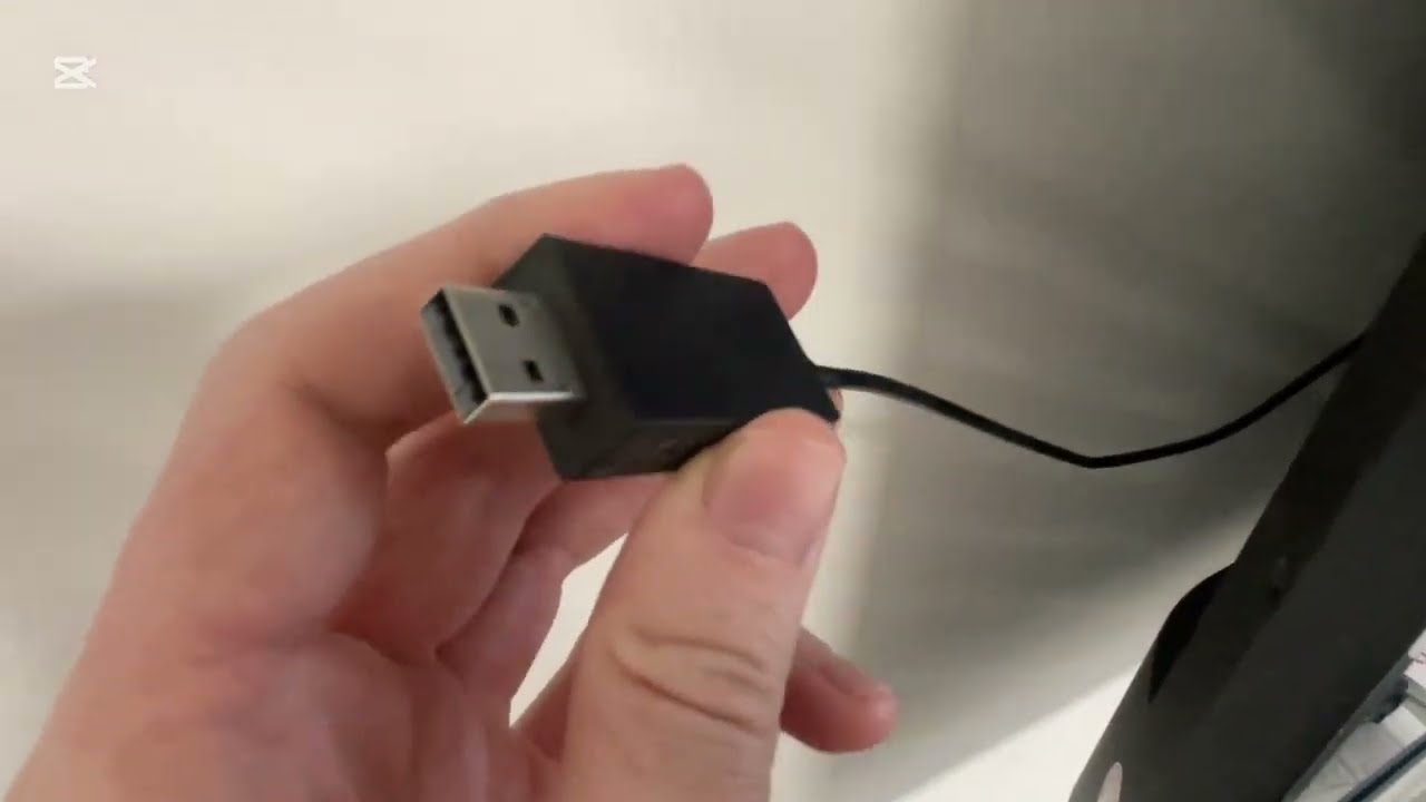 How to use Microsoft Wireless Display Adapter Model 1733 - YouTube