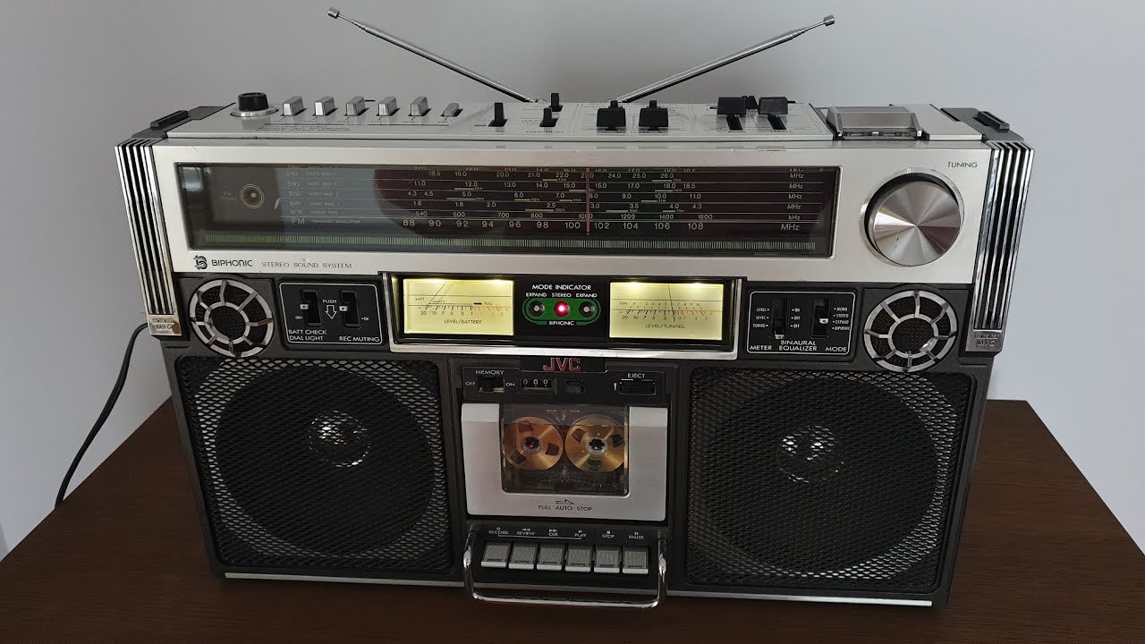 JVC RC-838 - YouTube