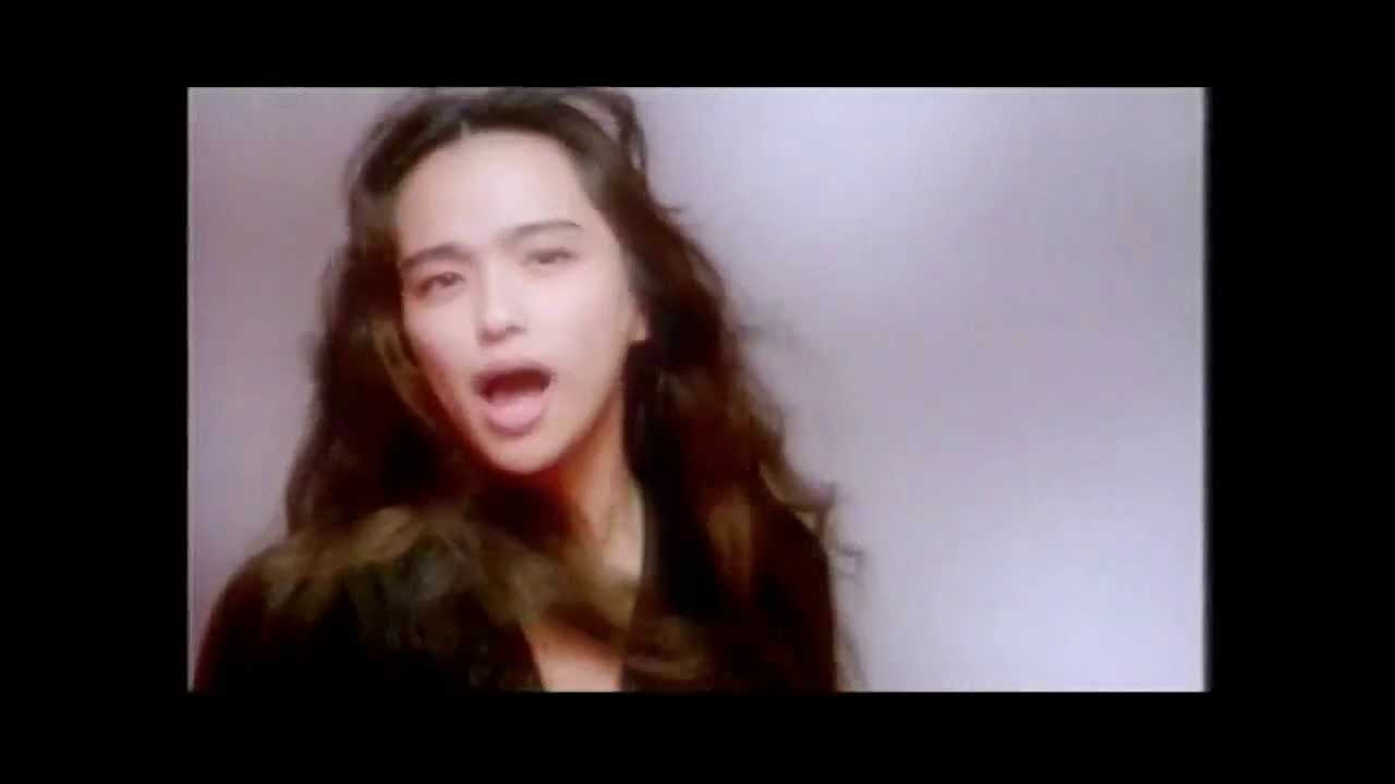 松田樹利亜 / 永遠という瞬間の中で (Music Video)【公式】 - YouTube