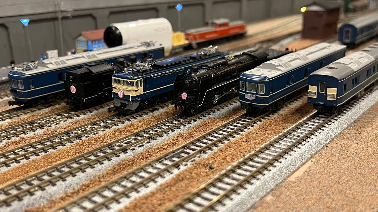 Nゲージ】KATO 20系寝台特急さくら開封動画 - YouTube