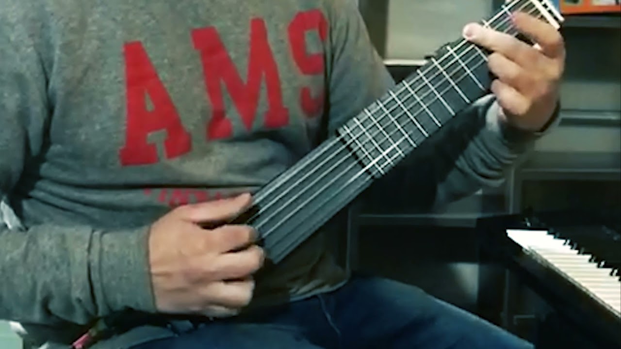 Minicorda® - Suitcase-size travel guitar