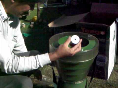 Golf-UP TV】Teegoディスペンサー組み立て編 - YouTube