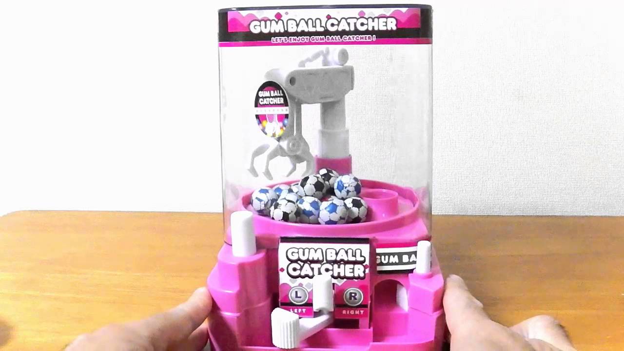 Crane Gumball Machine クレーン ガムボール マシーンで サッカー