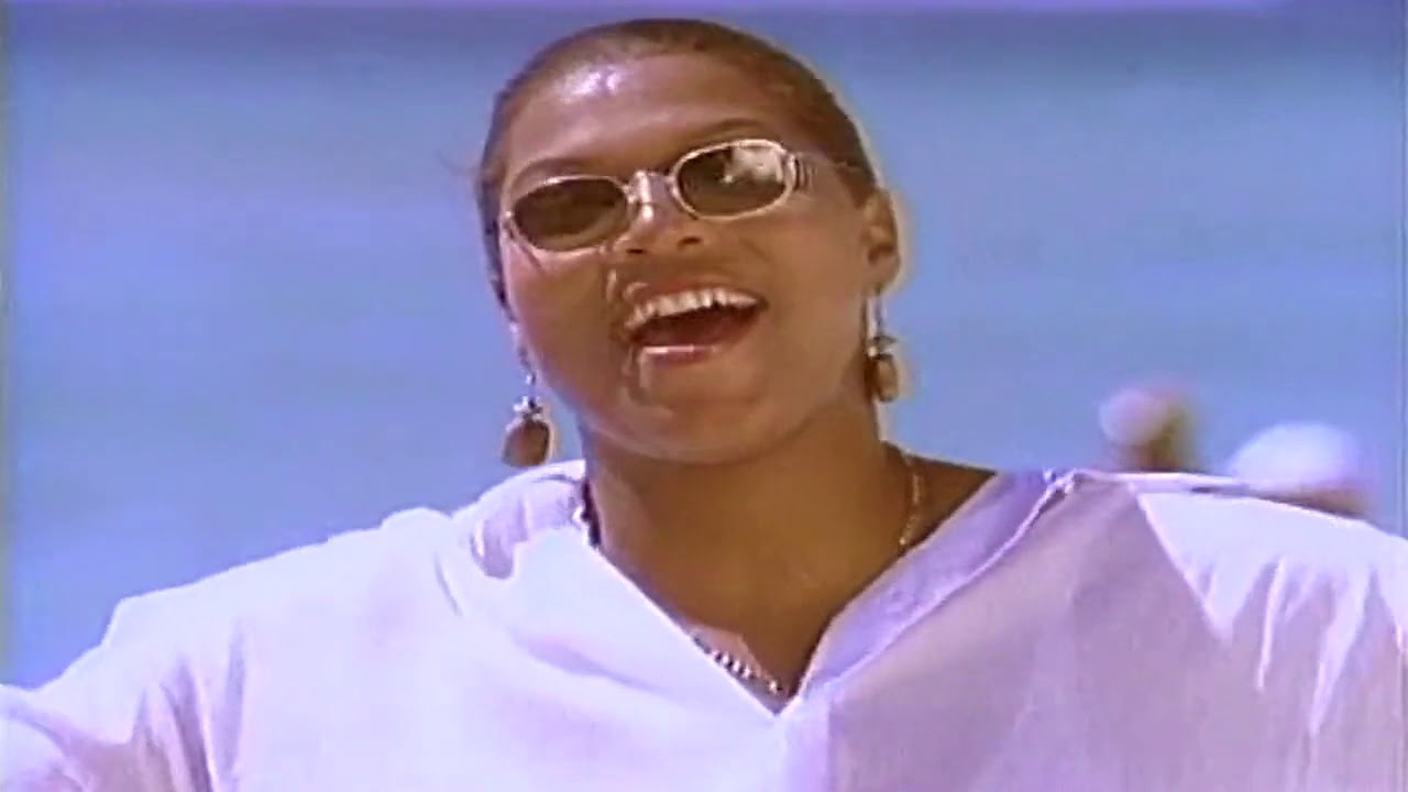 Queen Latifah - Weekend Love (Feat. Tony Rebel) - YouTube