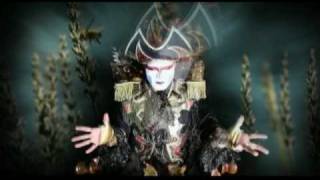 デーモン閣下 / 魅せられて - YouTube