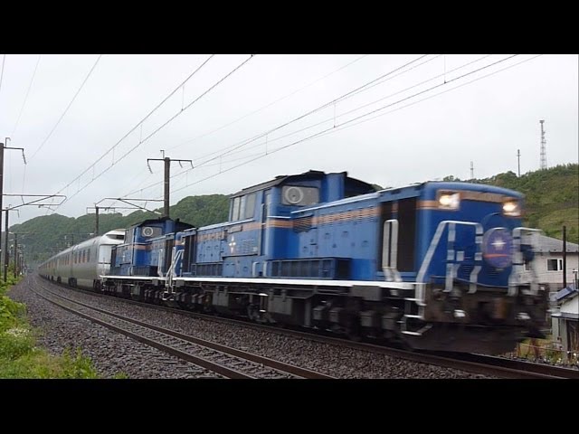 夢の競演】寝台特急トワイライトエクスプレスとカシオペアのすれ違い