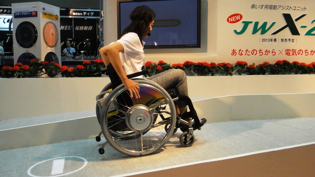 ほとんどの車いすに装着可能な電動アシストユニット「JWX-2」 #DigInfo