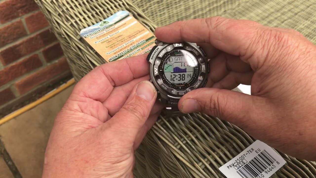 Casio PRW-2500T-7ER REVIEW Titanium Pro Trek - YouTube