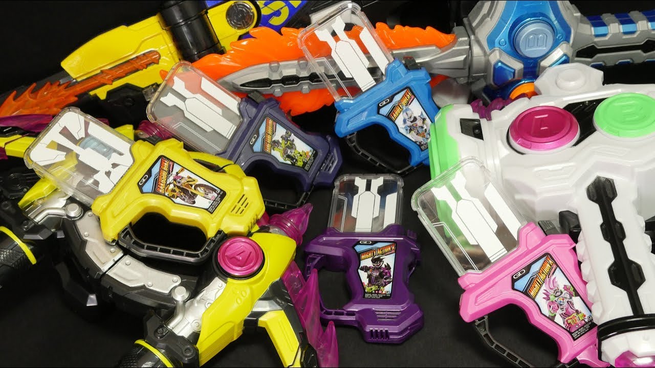 DX仮面ライダーエグゼイド メモリアルフィニッシュガシャットセット DX