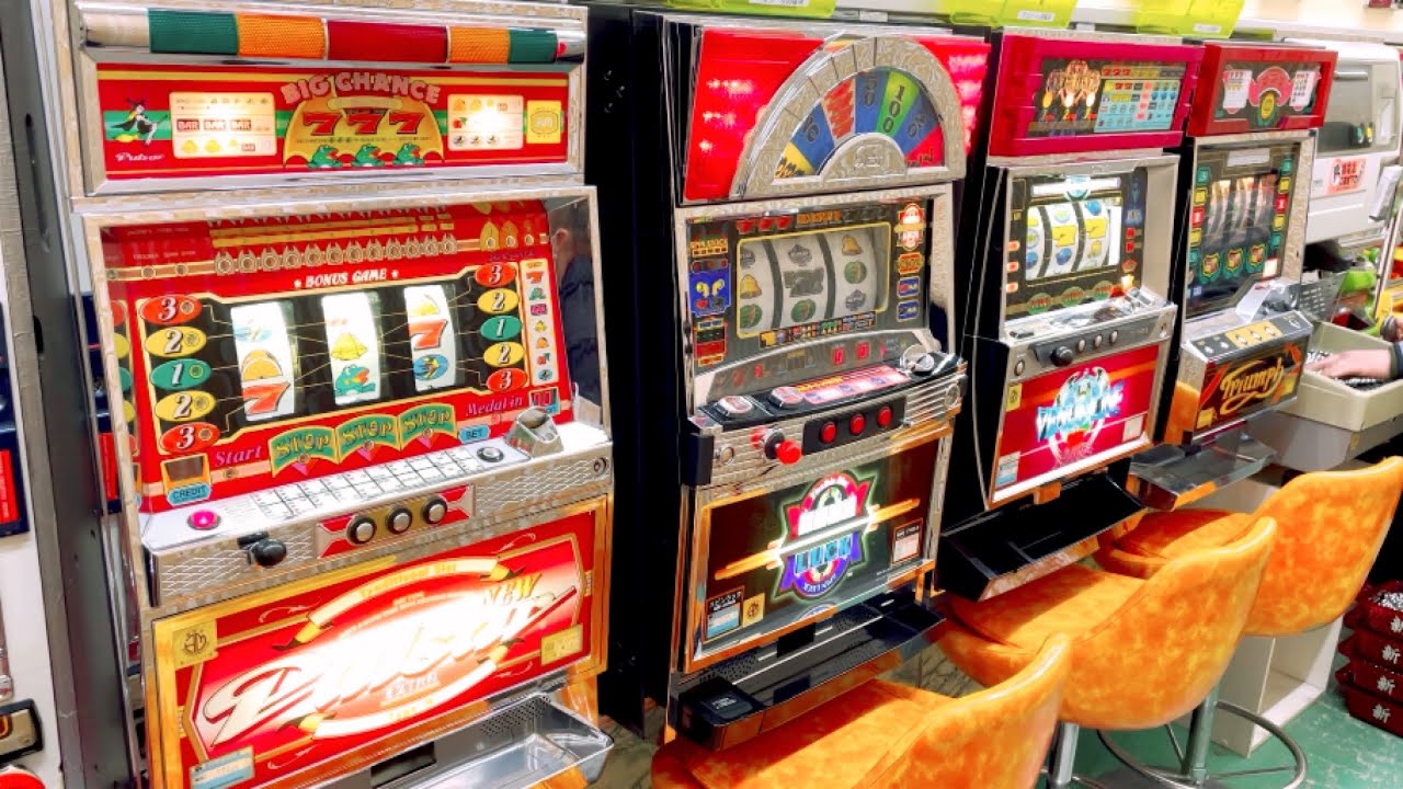 レトロパチスロ【全台】3号機4号機の名機を大当り《岐阜レトロ