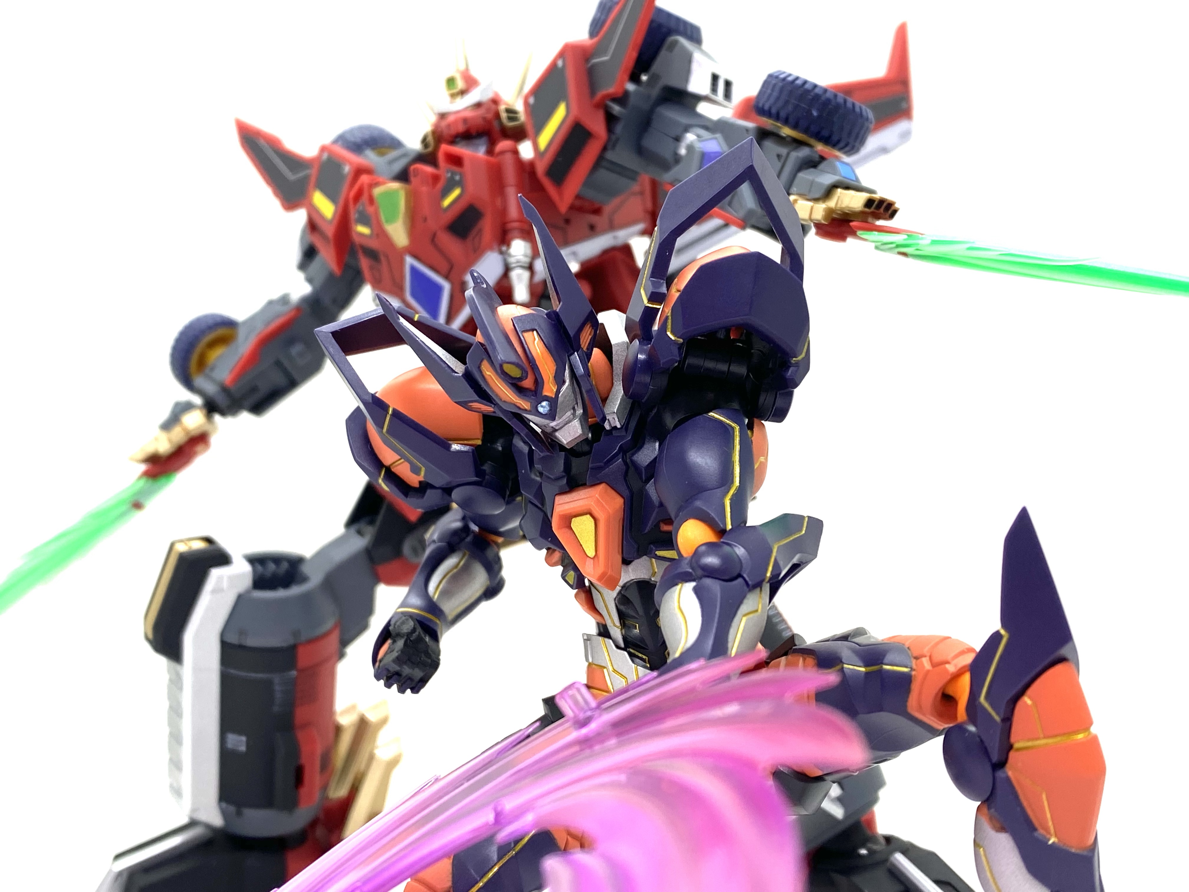 MODEROIDダイナゼノン(2体目)作りました& figma グリッドナイト(SSSS