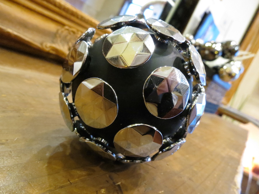 専門医も認めたReFa Active BRAIN | 福岡天神西通り|ブルームスベリー