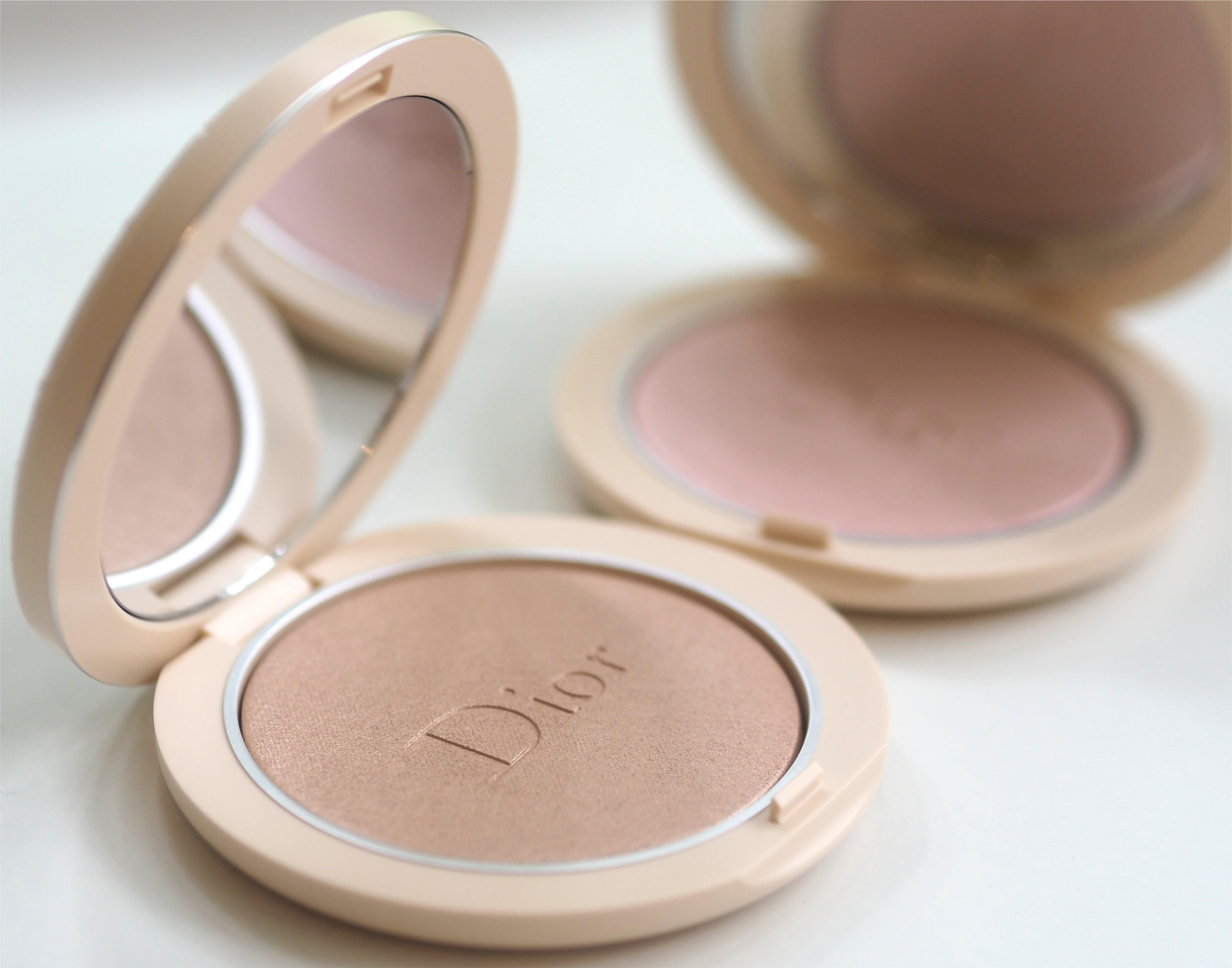 Dior Forever Couture Luminizer Review | British Beauty Blogger