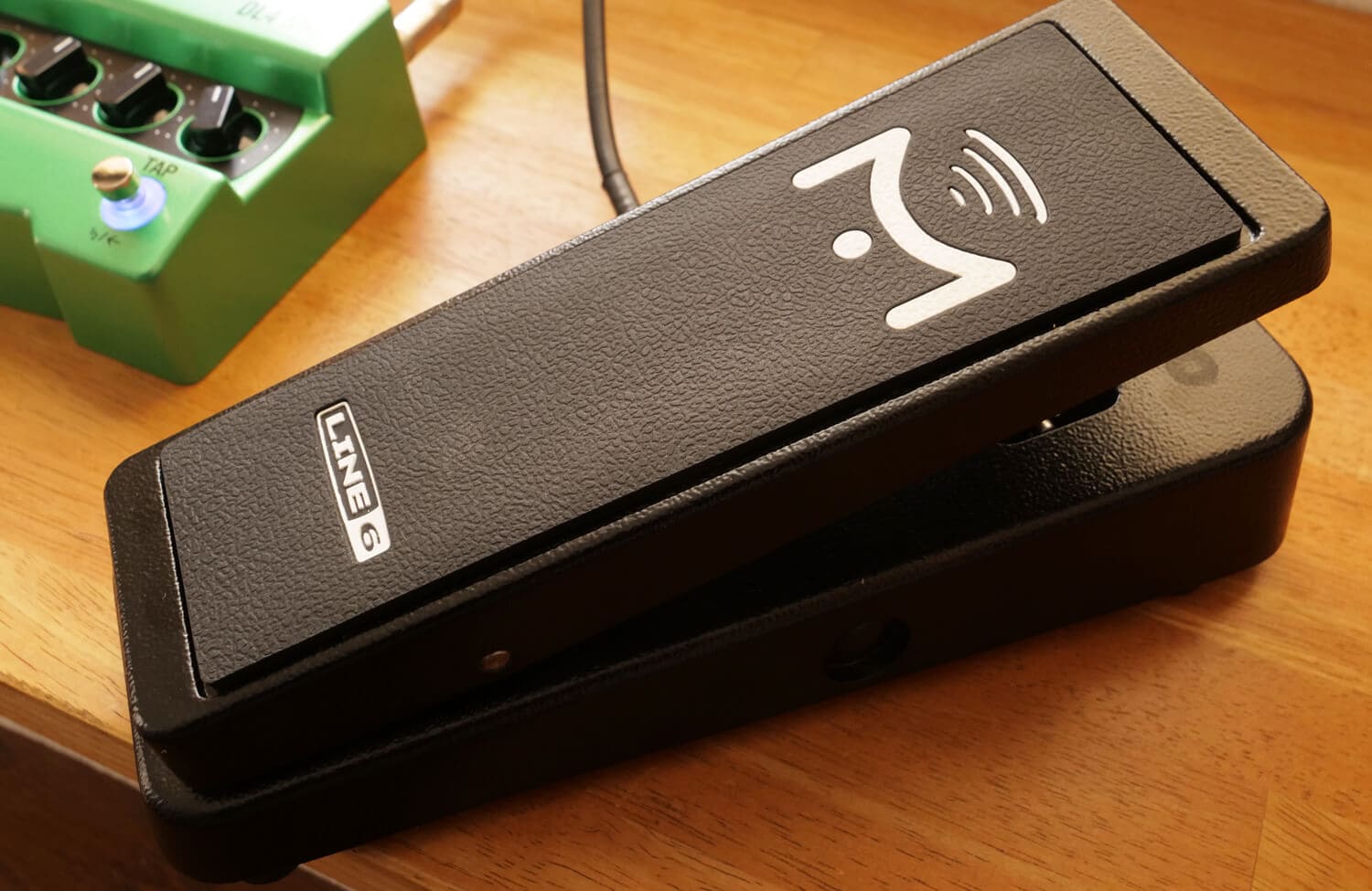 創造性を刺激する多機能ディレイ》Line 6「DL4 MkII」【エレキギター博士】