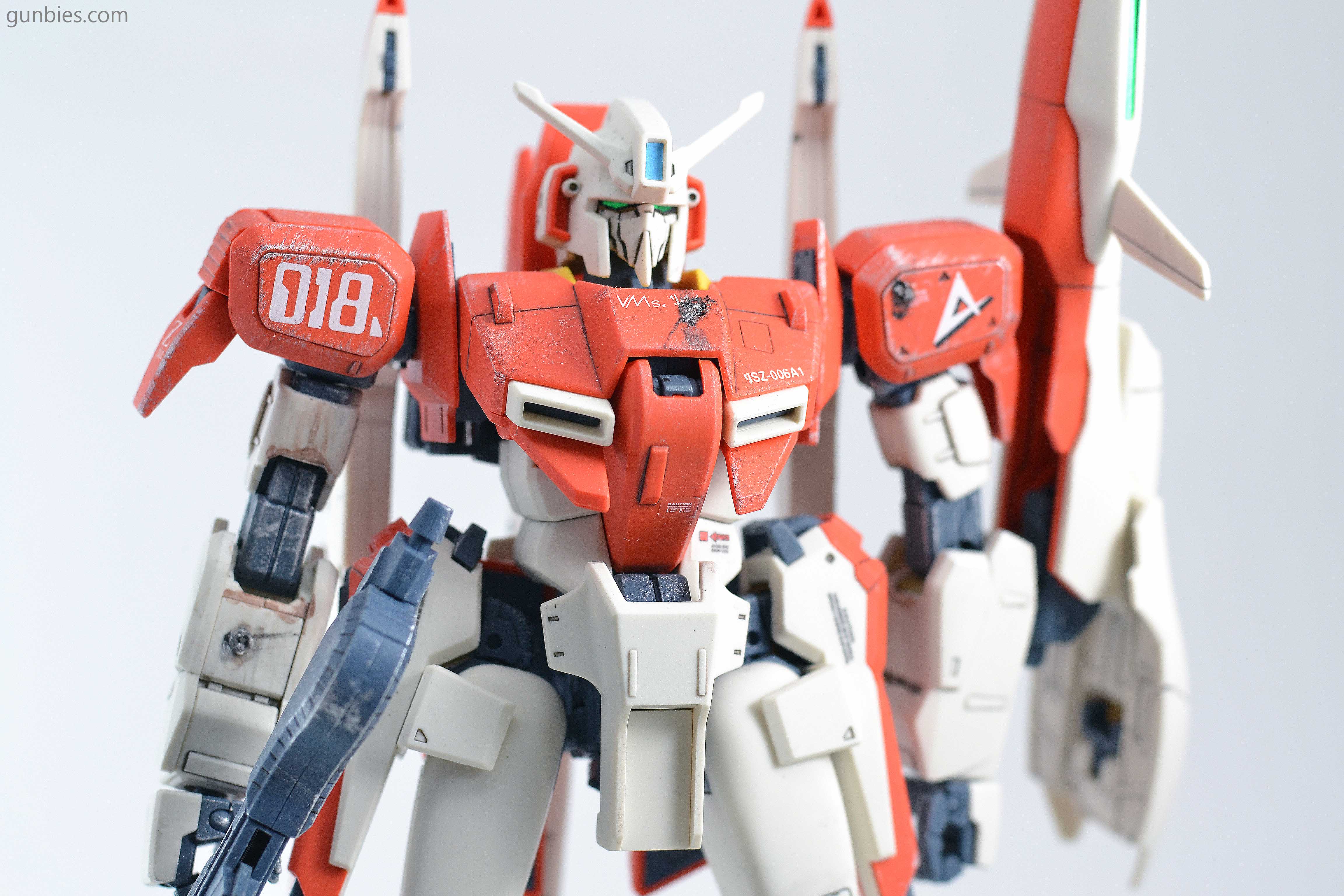 MG 1/100 MSZ-006A1 Zeta Plus – Gunbies