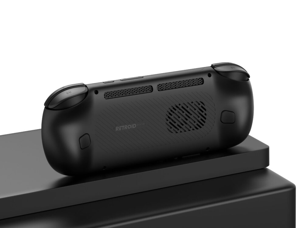 先日発表したばかりの最新ゲーミング機「Retroid Pocket 6」が早くも