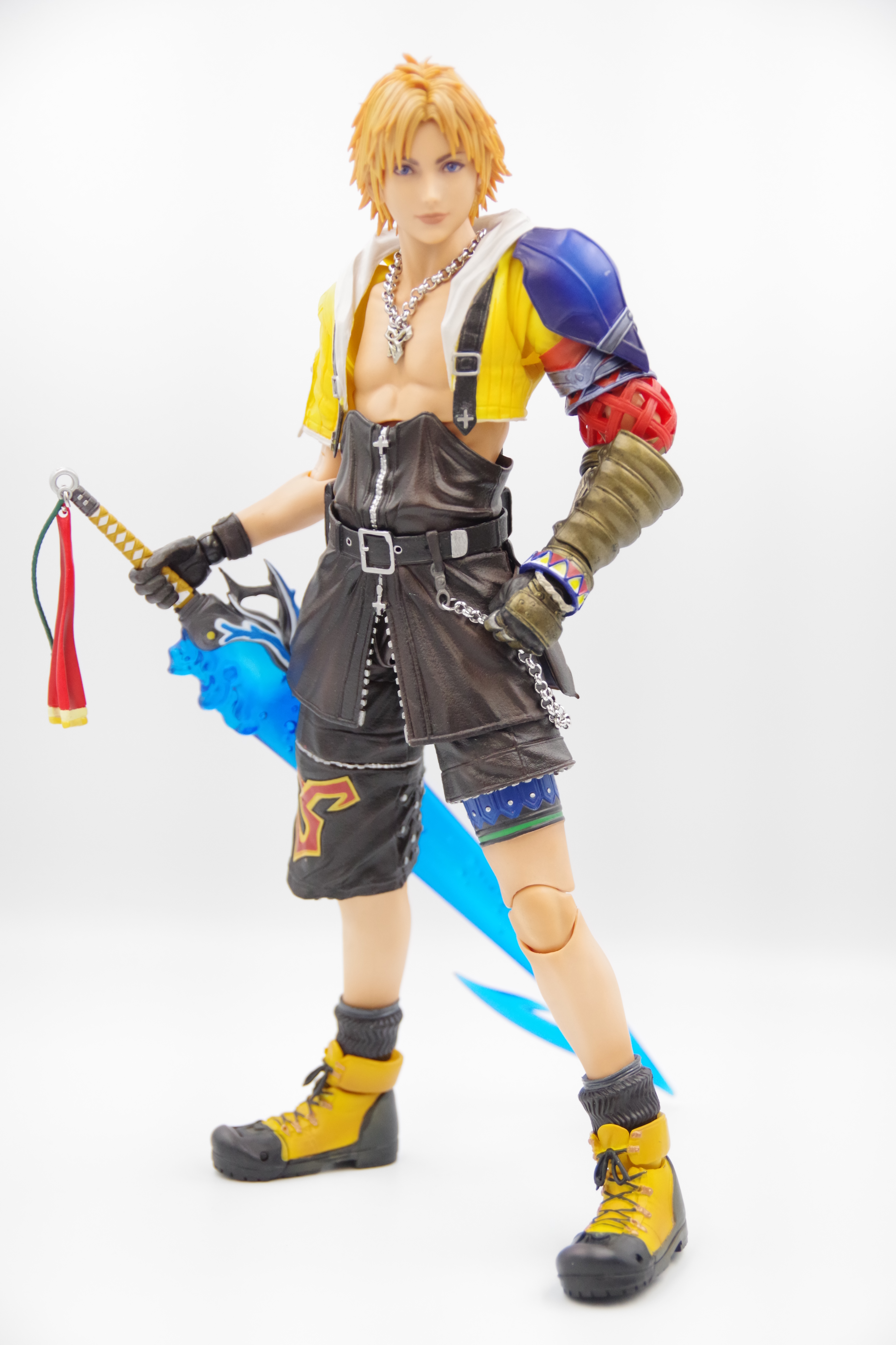 ファイナルファンタジーX PLAY ARTS改 ティーダ | フィギュアレン