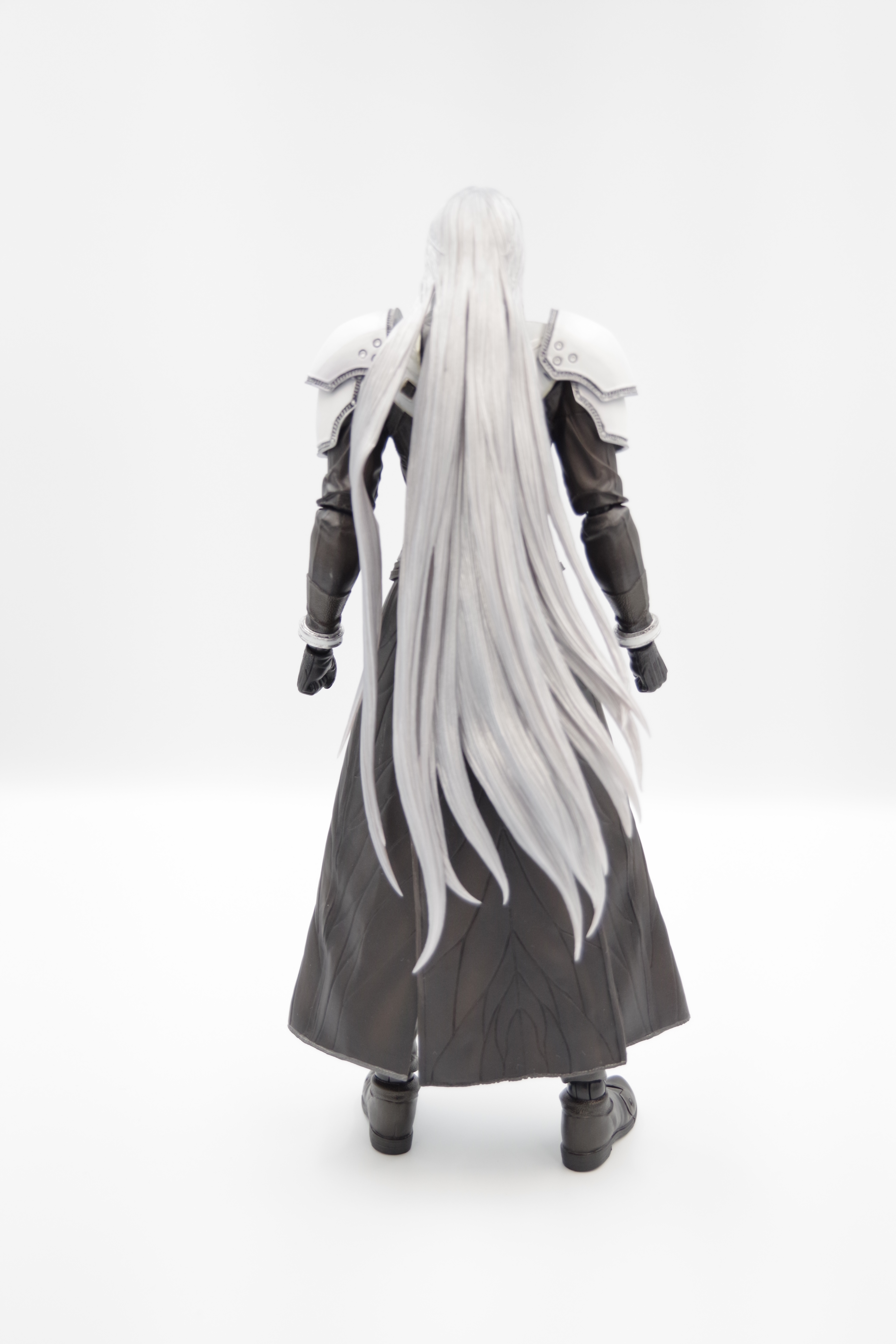 ファイナルファンタジーVII リメイク PLAY ARTS改 セフィロス