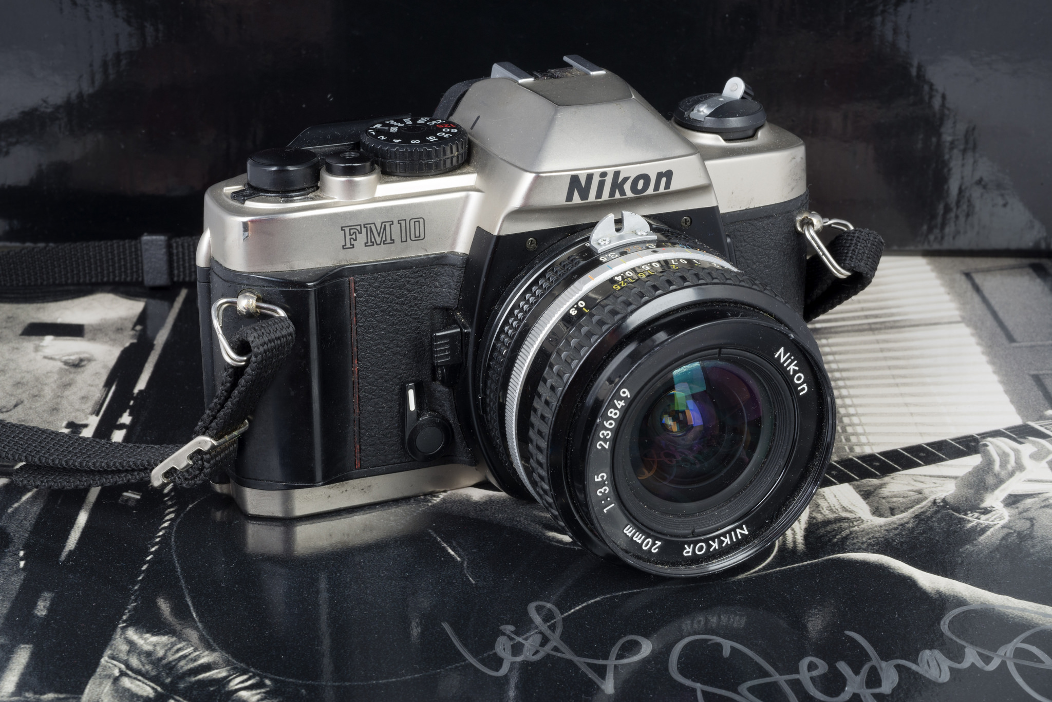 Nikon FM10 review – Kosmo Foto