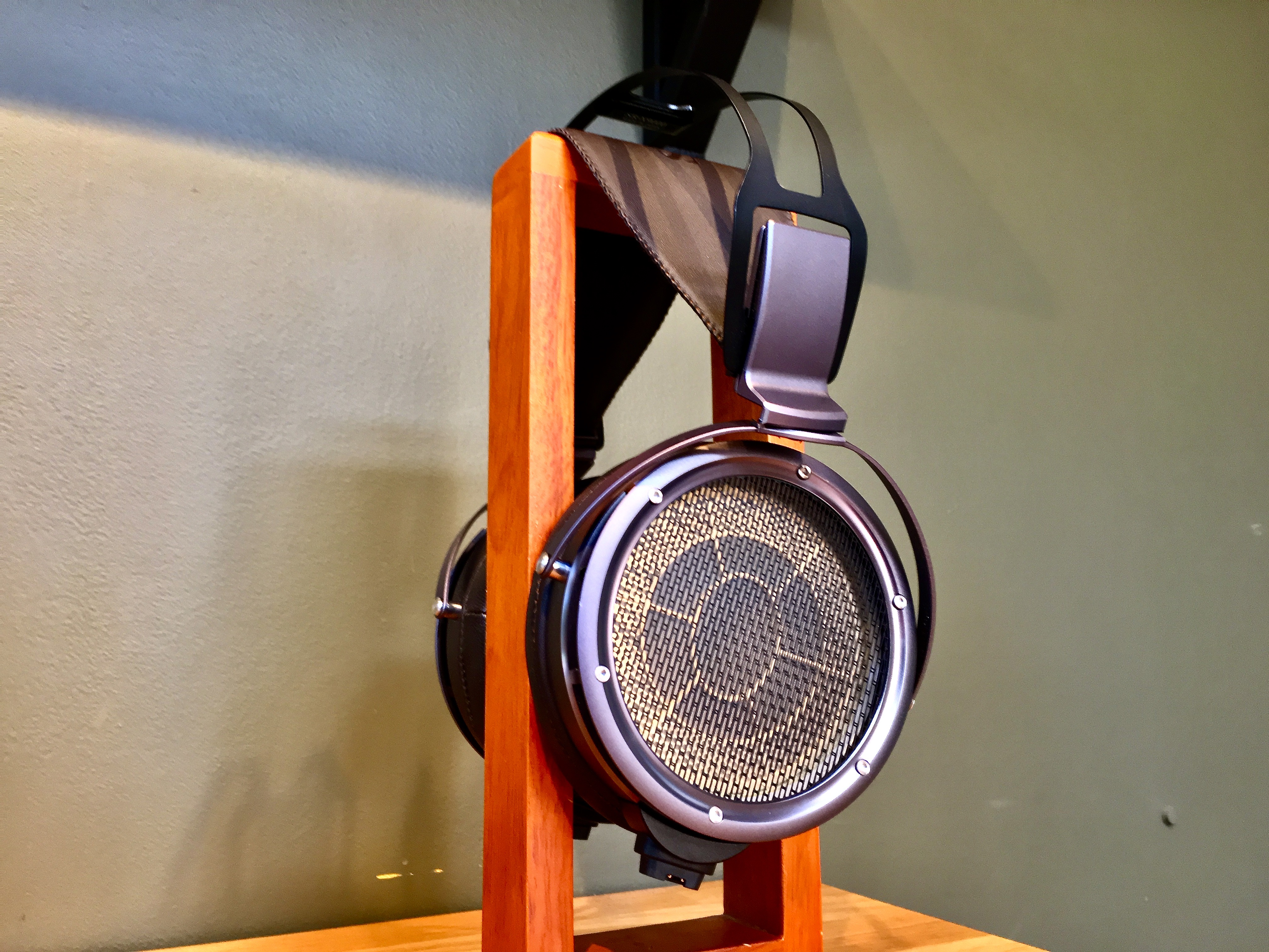 Stax Headphones SR-X9000 – Full Review – Headphones n' Stuff