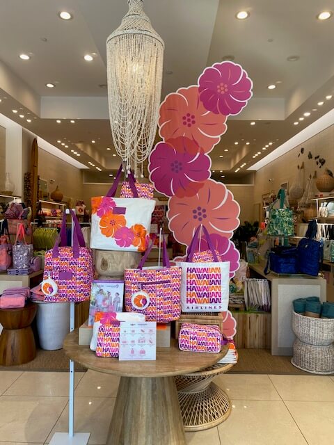 話題】ALOHA COLLECTION × ハワイアン航空のコラボがアツい！ロゴ