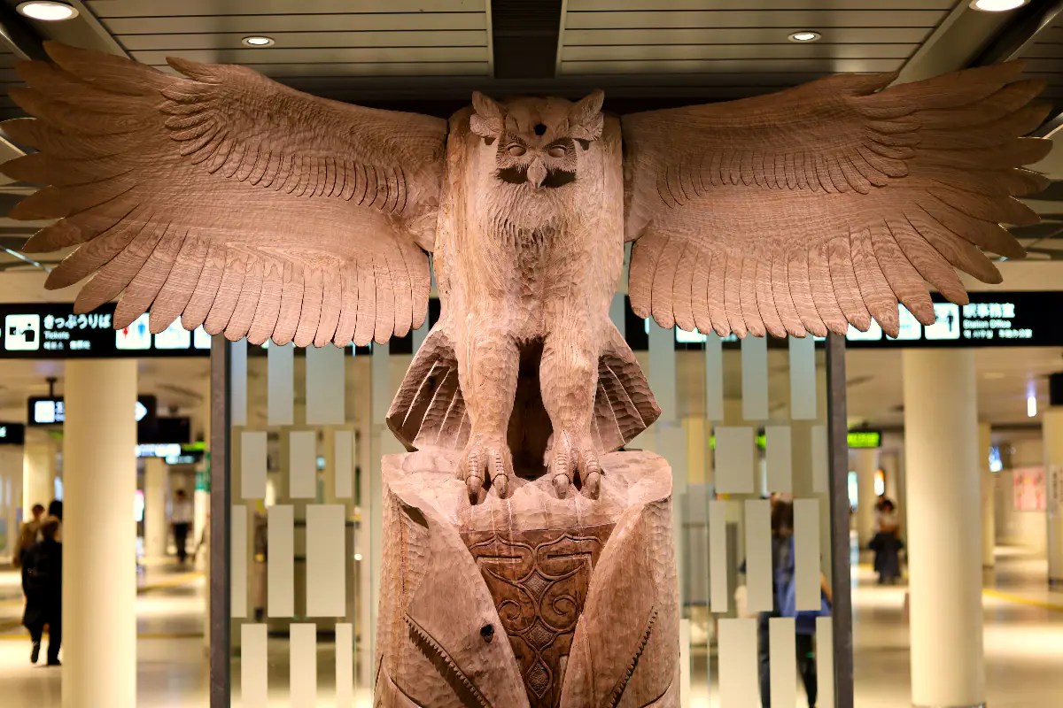 アイヌの伝統工芸「二風谷イタ」の継承者である貝澤徹氏が開拓する