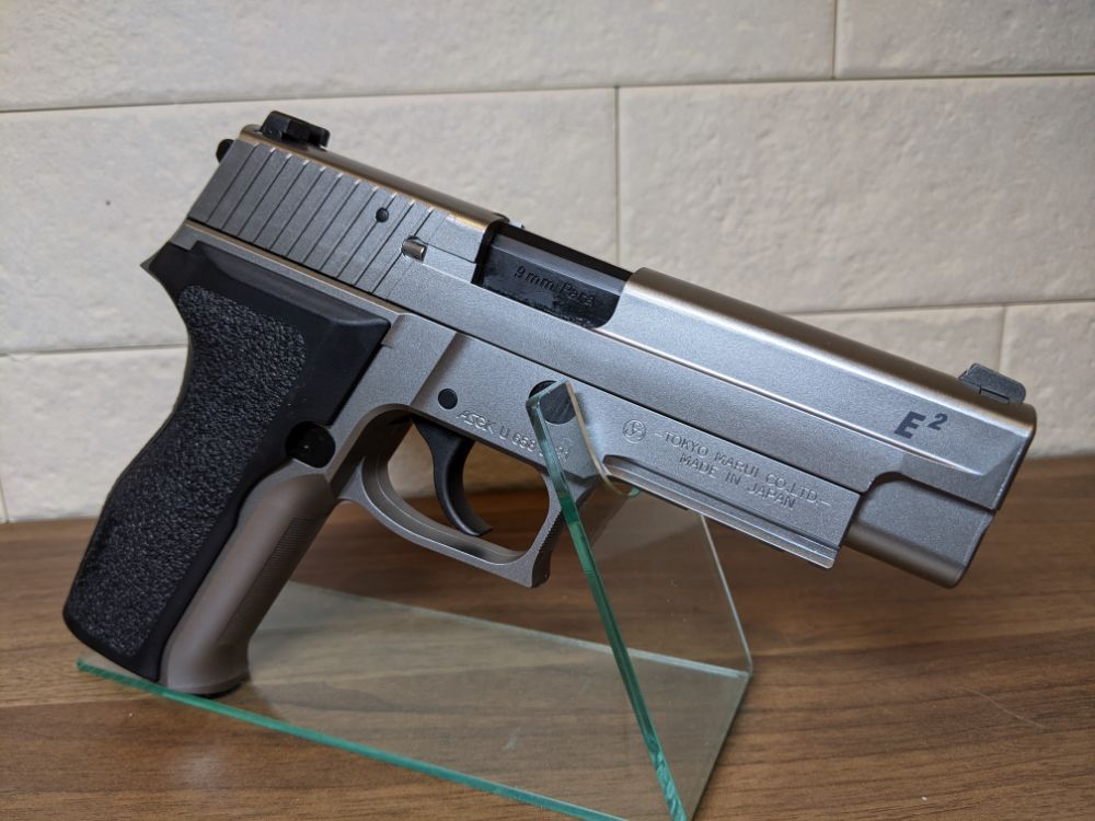 レビュー】東京マルイSIG SAUER P226E2 ステンレスモデル | おのまとぺ