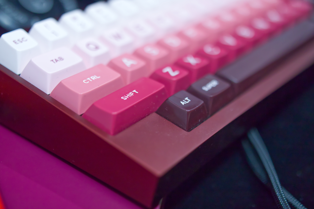 KBDFans Tofu 60 2.0 Review: High-End on a Budget - Leaf&Core