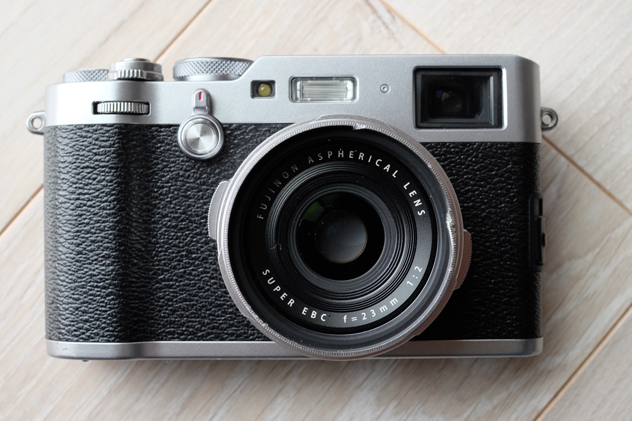 要修理だけどおまけ多数！】FUJIFILM X100F 要修理だけどおまけ多数