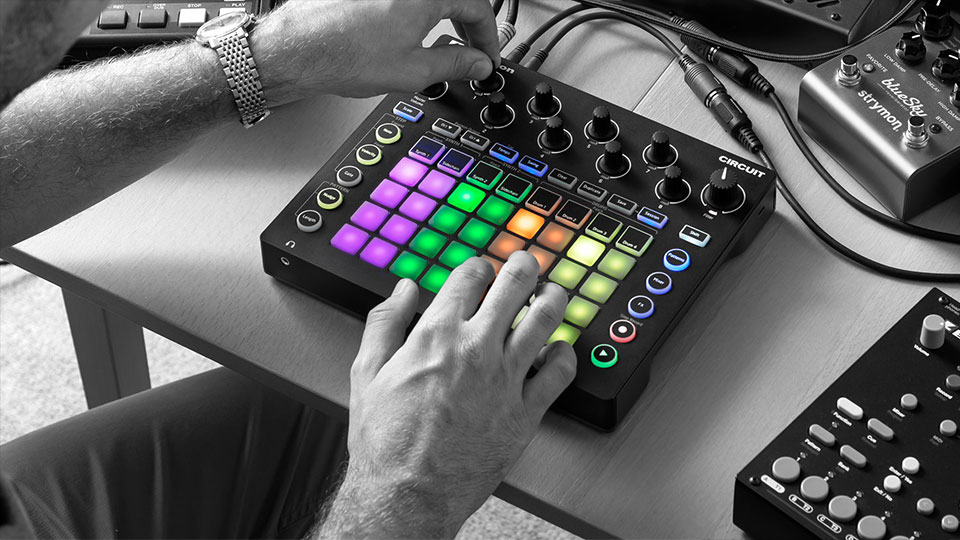 Ableton Liveの人気コントローラのノウハウを凝縮。ベーシックな