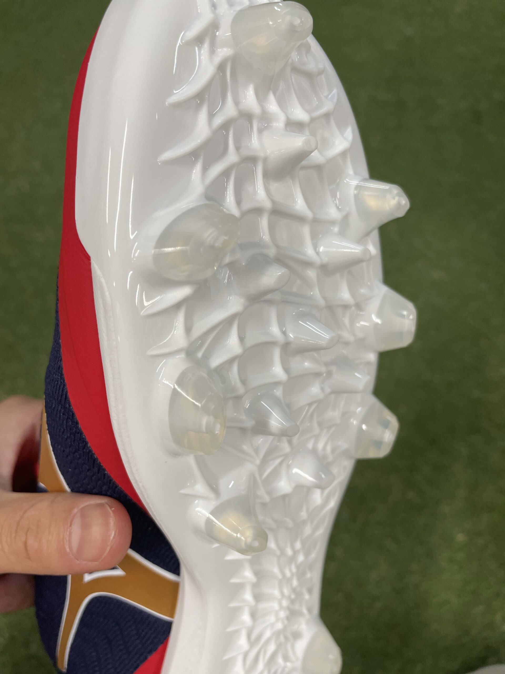 ミズノプロ】ドミナント ニット TPU を徹底解剖【スタッドスパイク