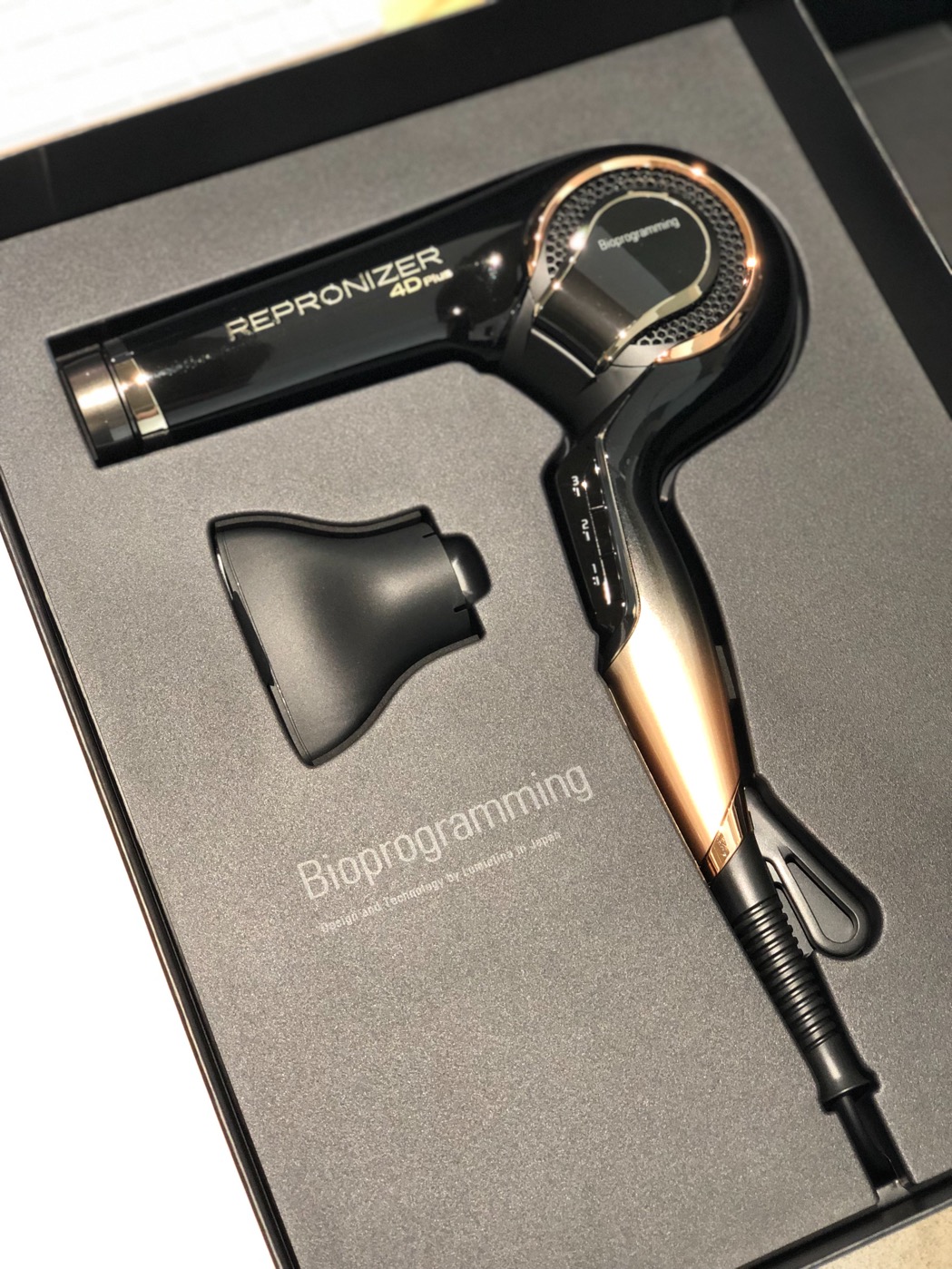 サラツヤ髪に！レプロナイザー4D plusがおすすめ！ | percha hair salon