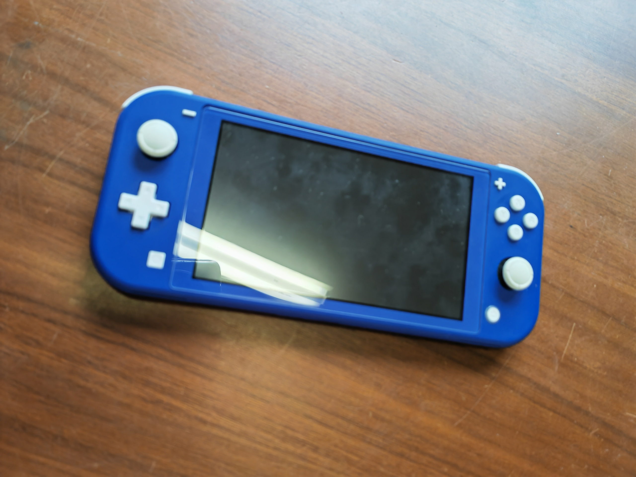 セーブデータ消えない】充電できないSwitch Liteの修理 | パソじゅく