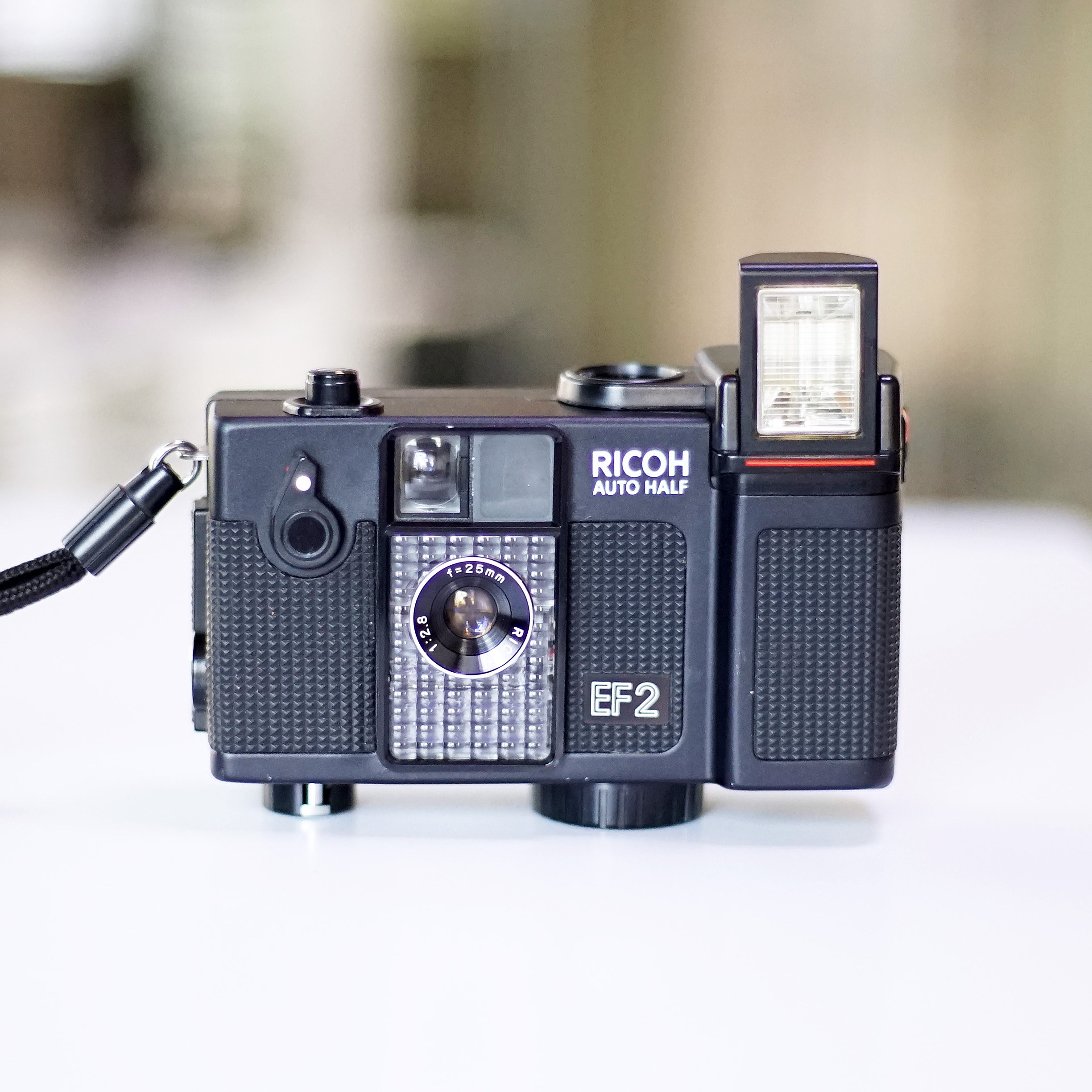 RICOH オートハーフ | らくだカメラ工房