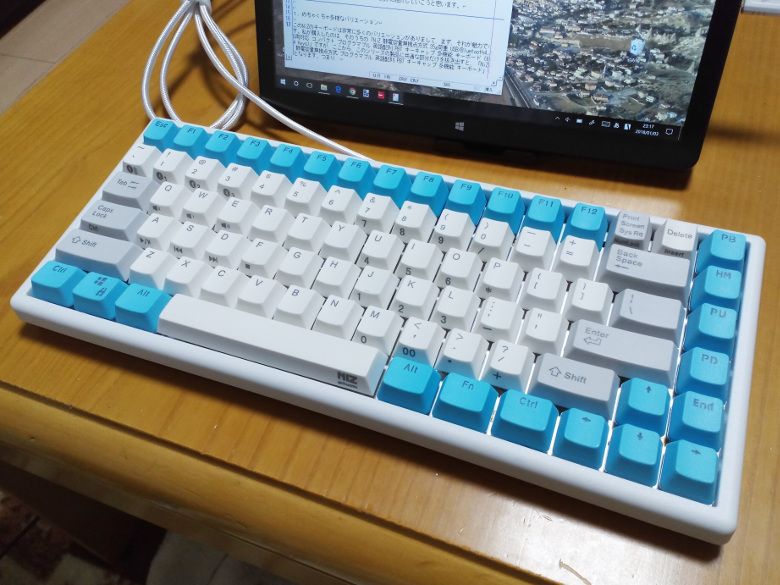 NiZ 静電容量無接点方式 多機能キーボードの実機レビュー － 究極の
