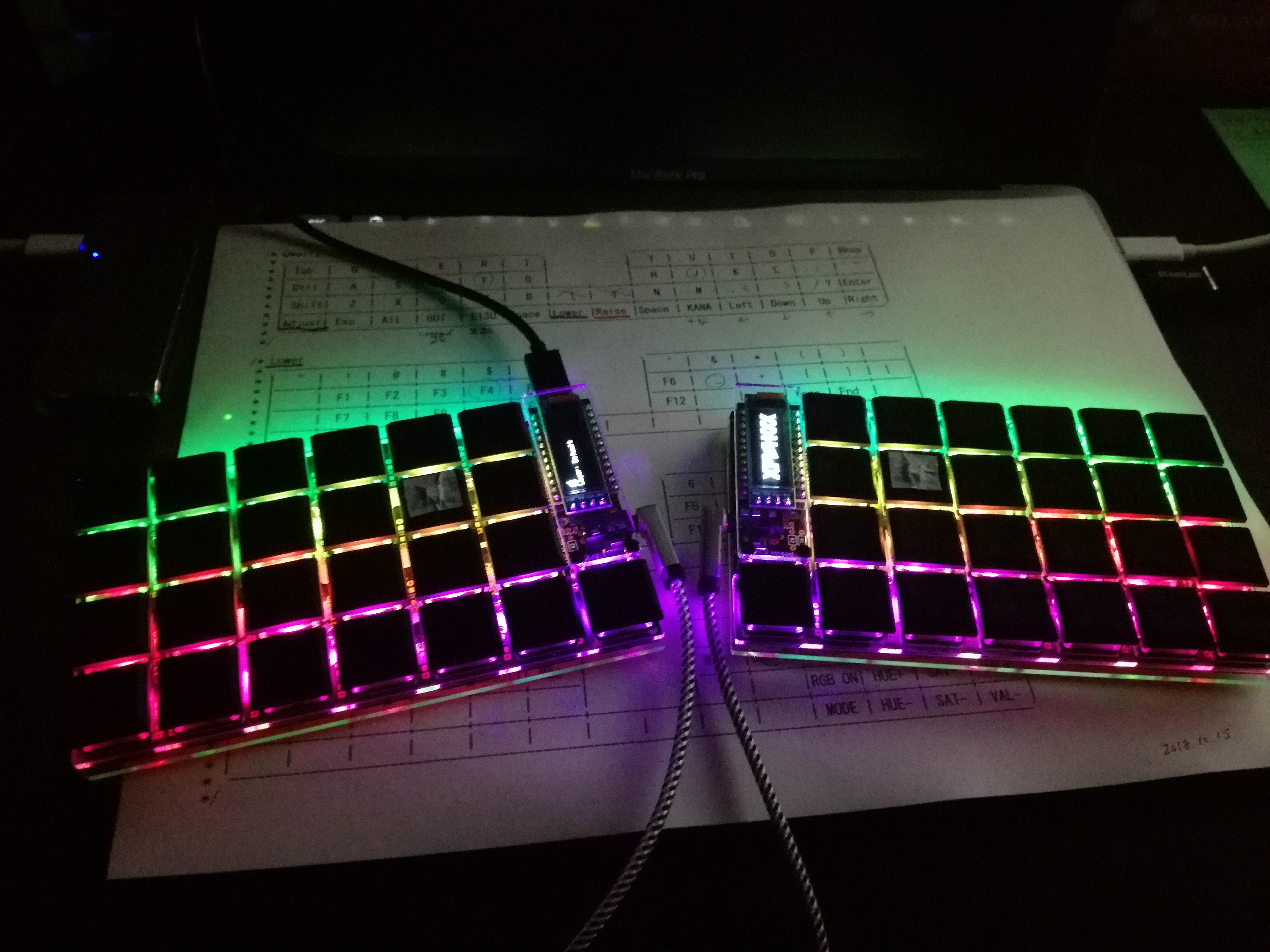 分割キーボード Helix を作った! | たくのこ Web