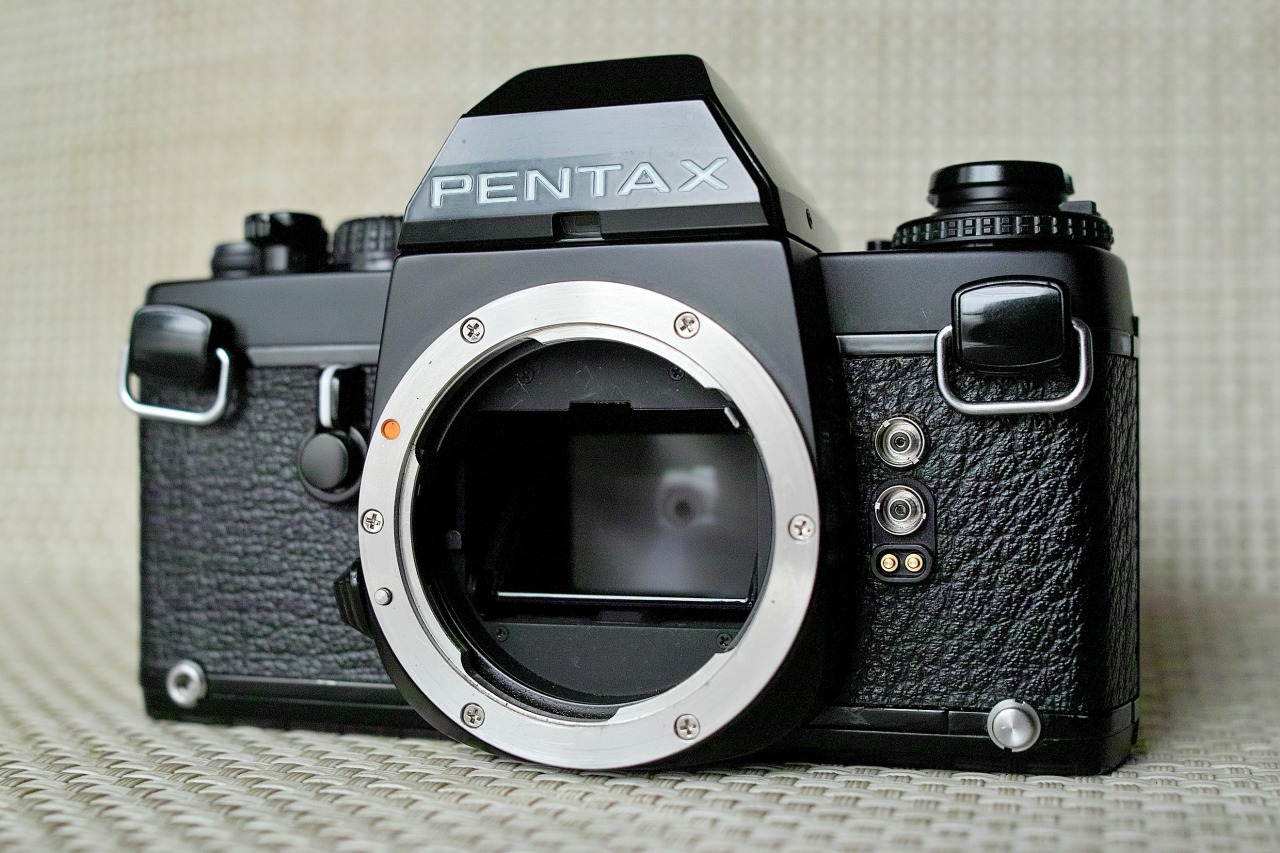PENTAX LX レビュー】プロ用高級一眼レフ「ペンタックスLX」中古35mm
