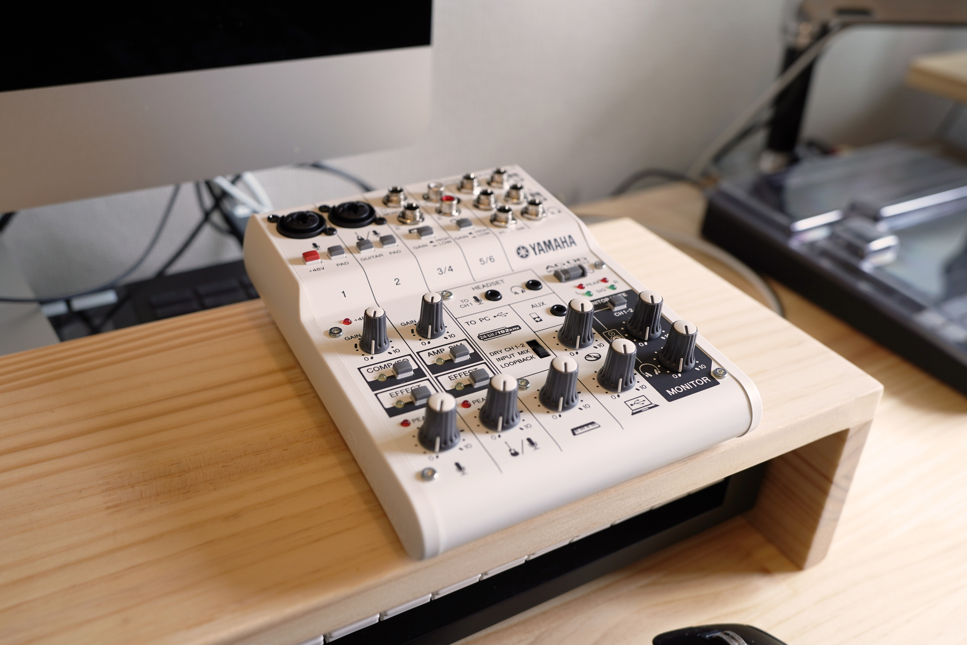 YAMAHA AG06 インターフェース AG06 / AG03 - Overview - Interfaces